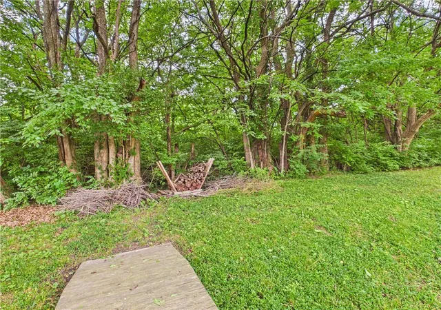 39th image of 2900 Jerome Dr, Sedalia, MO 65301 | MLS# 2629994