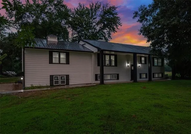 5th image of 28414 S State Route Dd Hwy, Harrisonville, MO 64701 | MLS# 2629997