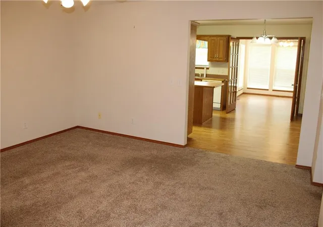 Homes for sale in Pittsburg, KS | 1006 Amber Dr, Pittsburg, KS 66762 | MLS# 2630003