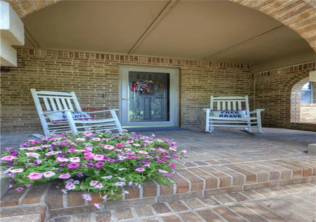 3rd image of 1426 E State Line Rd, Baxter Springs, KS 66713 | MLS# 2630026