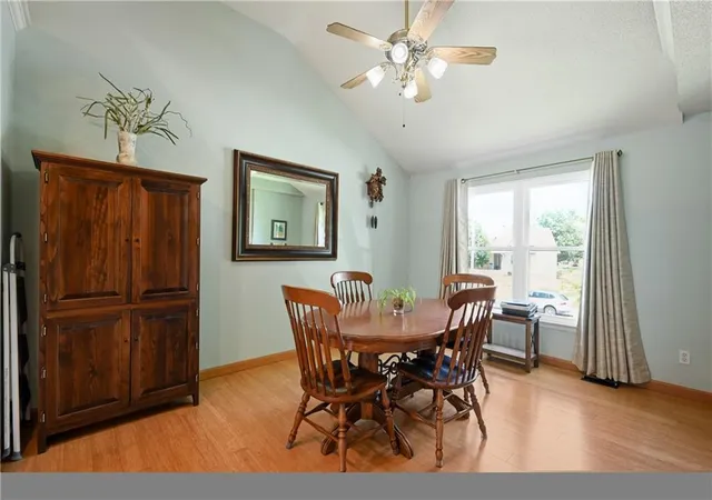 5th image of 887 Glengera St, Peculiar, MO 64078 | MLS# 2630031