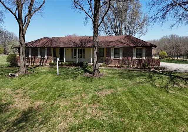 Homes for sale in Stilwell, KS | 5460 Nall & 175Th St, Stilwell, KS 66608 | MLS# 2630049