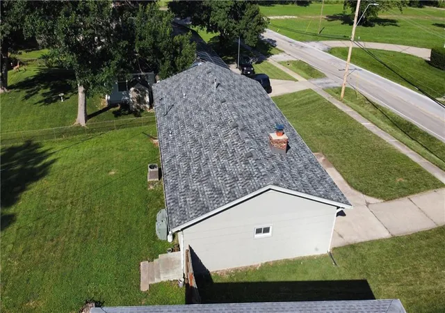 48th image of 3530 Ne 46th St, Kansas City, MO 64117 | MLS# 2630054