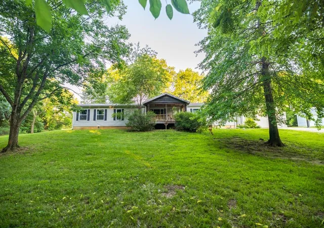 Homes for sale in Linwood, KS | 12895 214th St, Linwood, KS 66052 | MLS# 2630107