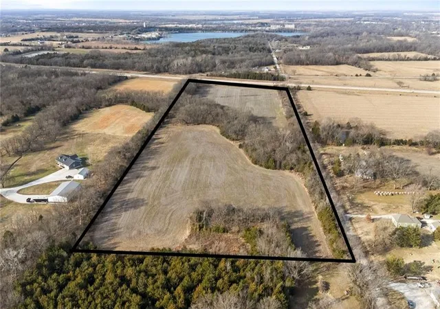 Homes for sale in Iola, KS | 1775 Nebraska Rd, Iola, KS 66749 | MLS# 2630122