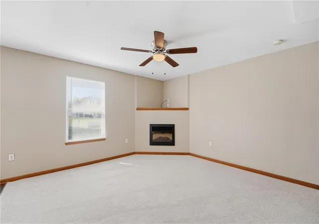 Homes for sale in Blue Springs, MO | 1631 Garrett Dr, Blue Springs, MO 64015 | MLS# 2630123