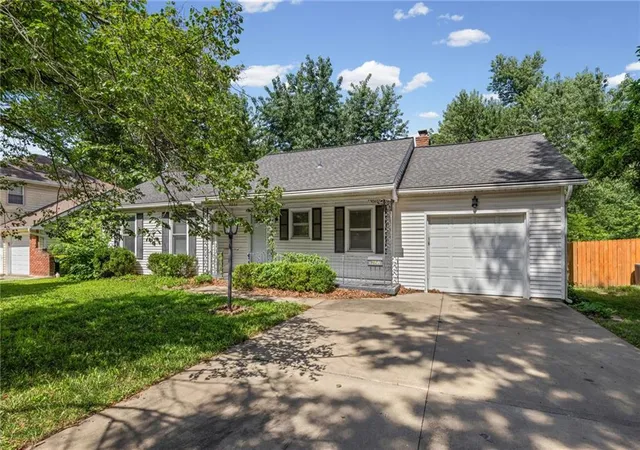 Photo 1 of Sale Pending at 9622 Lowell Ave, Overland Park, KS 66212 | MLS# 2630128 | Listing updated on 2026-07-16