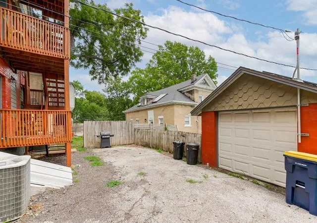 Photo 3 of Single family home for sale at 3949 Warwick Blvd, Kansas City, MO 64111 | MLS# 2630132 | Listing updated on 2026-08-15