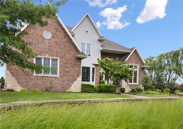 4th image of 4631 S Country Club Rd, Chanute, KS 66720 | MLS# 2630147
