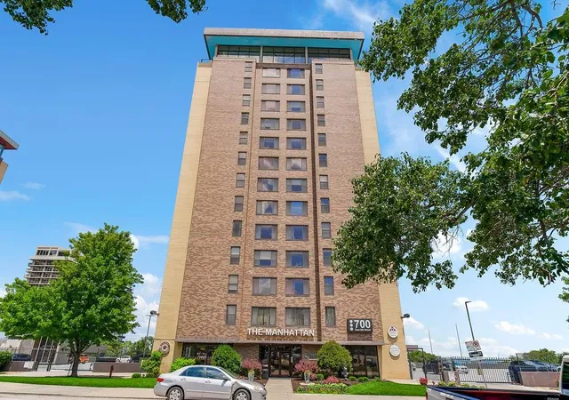 2nd image of 700 E 8Th St #5K, Kansas City, MO 64106 | MLS# 2630159