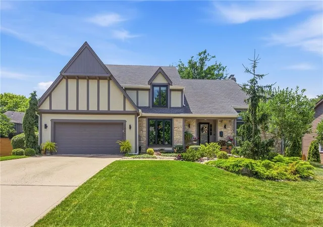 1st image of 12130 Bluejacket St, Overland Park, KS 66213 | MLS# 2630162