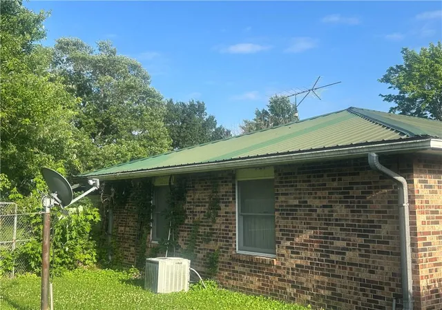 Photo 3 of Single family home for sale at 1099 NE 50 Highway, Knob Noster, MO 65336 | MLS# 2630205 | Listing updated on 2026-07-10