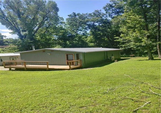 Homes for sale in Ozawkie, KS | 9794 Glenwood Dr, Ozawkie, KS 66070 | MLS# 2630206