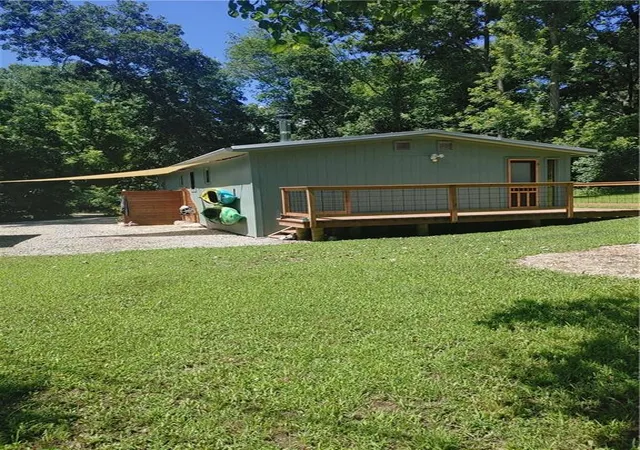 Homes for sale in Ozawkie, KS | 9794 Glenwood Dr, Ozawkie, KS 66070 | MLS# 2630206