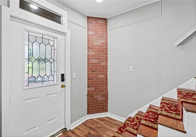Photo 3 of Single family home for sale at 611 N Spring St, Independence, MO 64050 | MLS# 2630217 | Listing updated on 2026-08-12