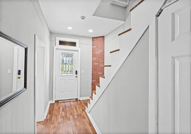 Photo 4 of Single family home for sale at 611 N Spring St, Independence, MO 64050 | MLS# 2630217 | Listing updated on 2026-08-12