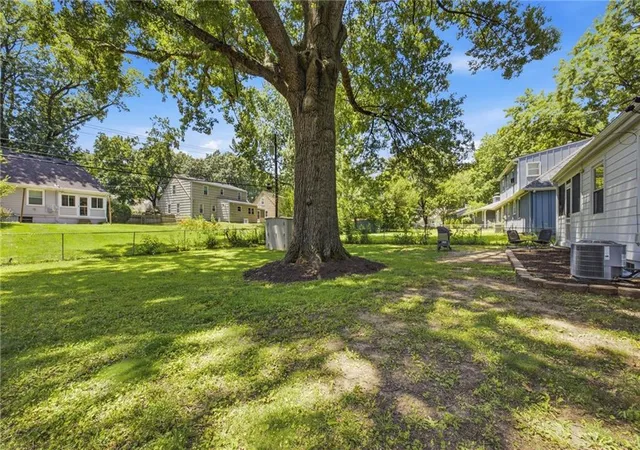 27th image of 6101 W 76th St, Prairie Village, KS 66208 | MLS# 2630224