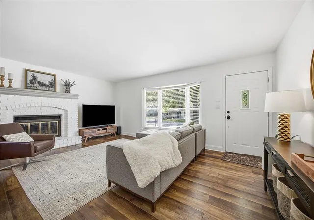 4th image of 6101 W 76Th St, Prairie Village, KS 66208 | MLS# 2630224