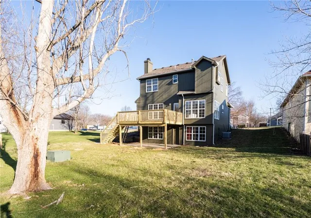 Homes for sale in Baldwin City, KS | 121 Hillside Dr, Baldwin City, KS 66006 | MLS# 2630234