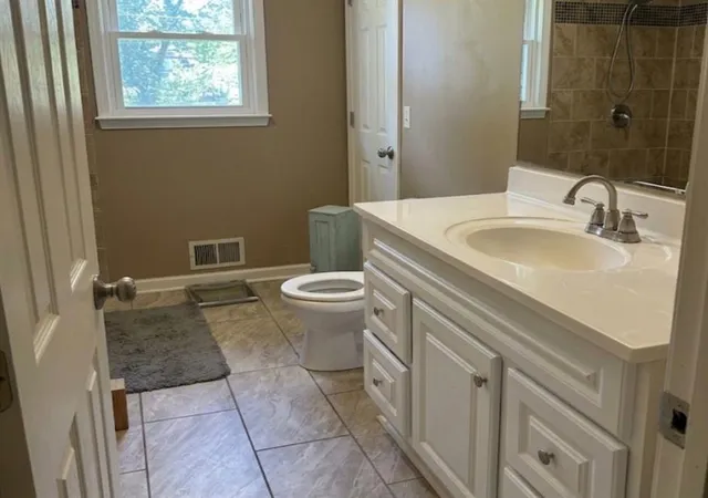 Homes for sale in Grandview, MO | 6704 E 129Th St, Grandview, MO 64030 | MLS# 2630240