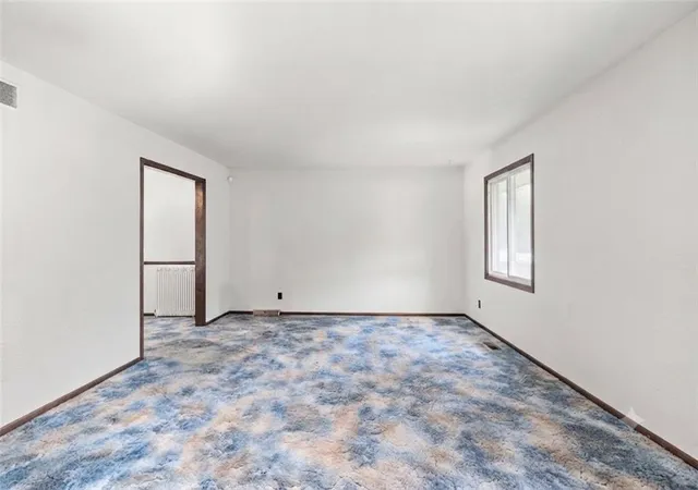 Photo 4 of Single family home for sale at 12720 E Silver Ln, Independence, MO 64050 | MLS# 2630248 | Listing updated on 2026-09-19