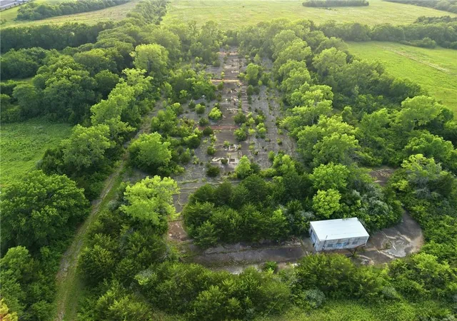 Photo 3 of Land for sale at 20280 S Gardner Rd, Gardner, KS 66030 | MLS# 2630261 | Listing updated on 2026-08-26