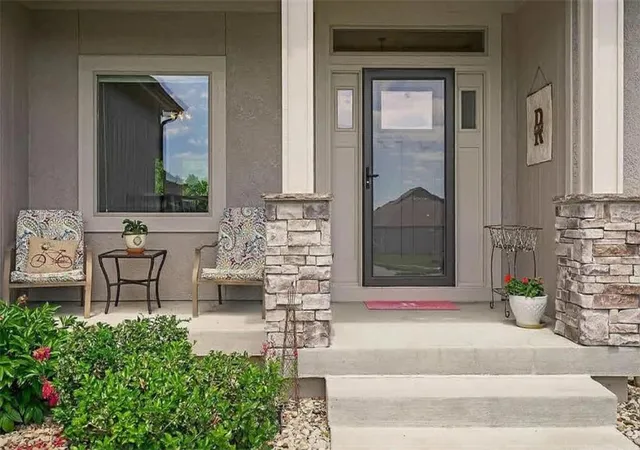 Photo 3 of Single family home for sale at 9305 SW Sushi Cir, Lees Summit, MO 64064 | MLS# 2630293 | Listing updated on 2026-08-25