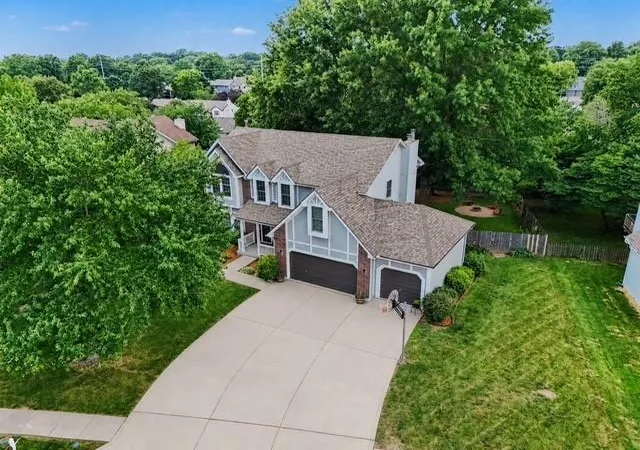 Homes for sale in Liberty, MO | 1538 Canterbury Ln, Liberty, MO 64068 | MLS# 2630294