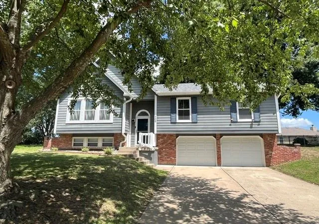 Homes for sale in Blue Springs, MO | 709 30th St, Blue Springs, MO 64015 | MLS# 2630296