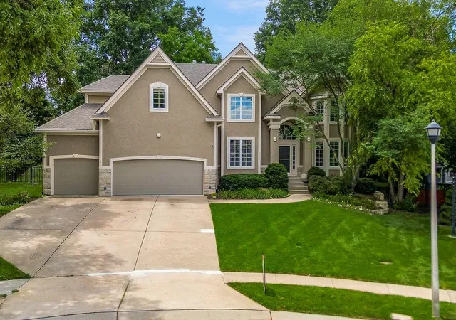 Homes for sale in Shawnee, KS | 13407 W 72nd St, Shawnee, KS 66216 | MLS# 2630319
