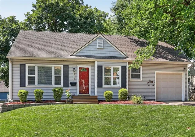 1st image of 5317 W 50th Terrace, Roeland Park, KS 66205 | MLS# 2630327