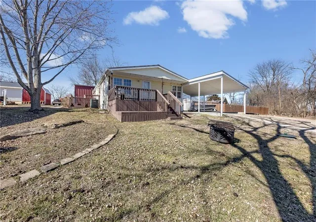 Homes for sale in Linn Valley, KS | 89 Lakeview Ln, Linn Valley, KS 66040 | MLS# 2630332