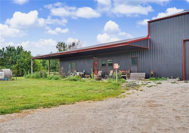 Homes for sale in Ottawa, KS | 2216 Eisenhower Rd, Ottawa, KS 66067 | MLS# 2630343