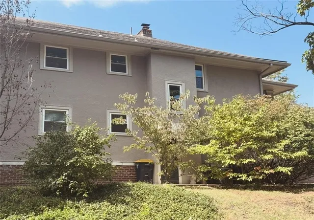 5th image of 201 W 51St Ter, Kansas City, MO 64112 | MLS# 2630344