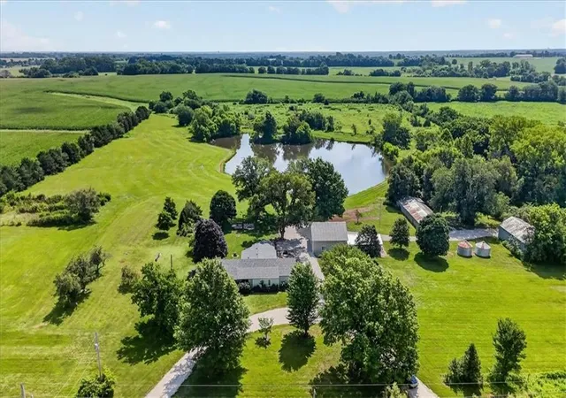 Photo 1 of Single family home for sale at 26025 Metcalf Rd, Louisburg, KS 66053 | MLS# 2630348 | Listing updated on 2026-10-15