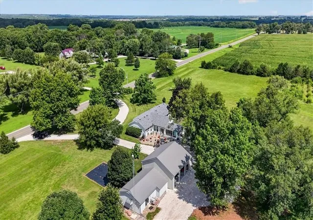 Photo 2 of Single family home for sale at 26025 Metcalf Rd, Louisburg, KS 66053 | MLS# 2630348 | Listing updated on 2026-10-15