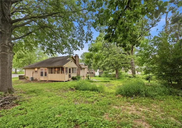 Homes for sale in Blue Springs, MO | 1405 Sw 23rd St, Blue Springs, MO 64015 | MLS# 2630351