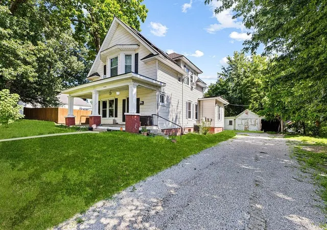 Photo 3 of Single family home for sale at 3316 Renick St, Saint Joseph, MO 64507 | MLS# 2630356 | Listing updated on 2026-07-24