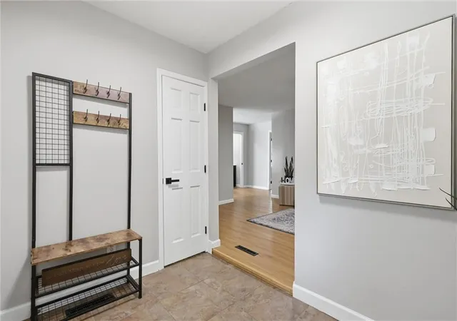 5th image of 3002 N 121 Ter, Kansas City, KS 66109 | MLS# 2630363