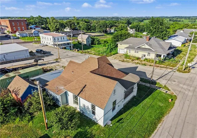 40th image of 121 S Water St, Milan, MO 63556 | MLS# 2630377