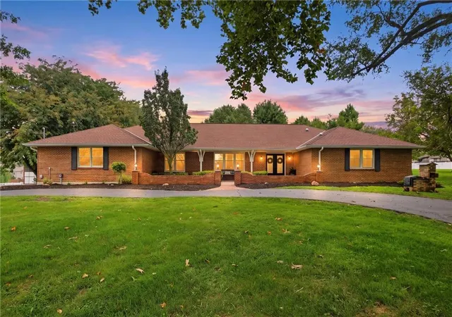 1st image of 12444 Leavenworth Rd, Kansas City, KS 66109 | MLS# 2630380