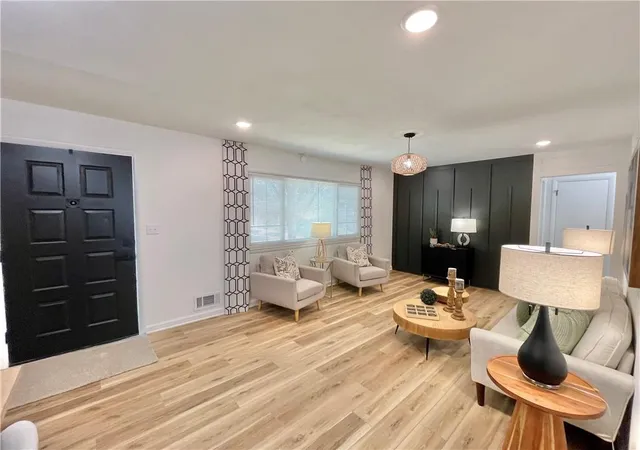 3rd image of 3520 S Liberty St, Independence, MO 64055 | MLS# 2630392