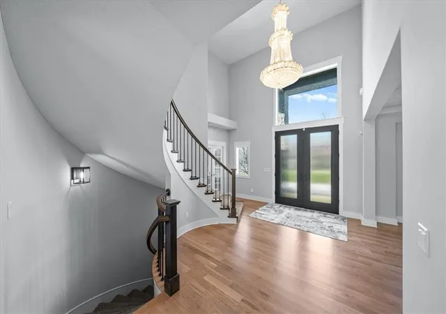 3rd image of 1744 Ne Woodland Shores Ln, Lees Summit, MO 64086 | MLS# 2630394