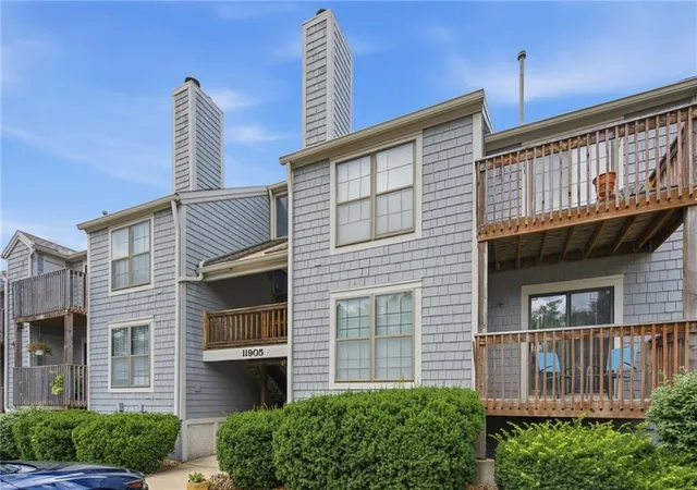 1st image of 11905 W 58th Ter #E, Shawnee, KS 66216 | MLS# 2630401