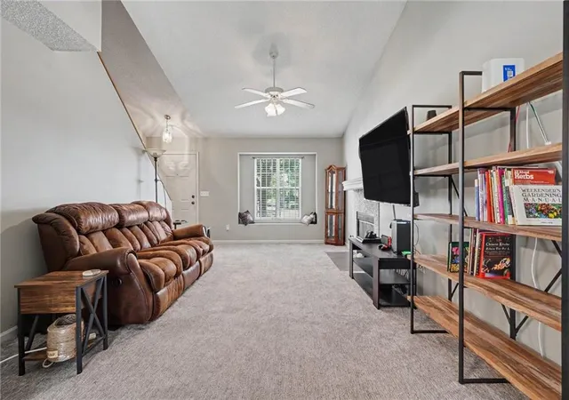 Homes for sale in Lawrence, KS | 5221 Congressional Pl, Lawrence, KS 66049 | MLS# 2630415
