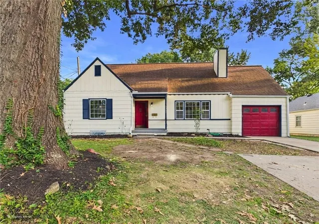 1st image of 5311 W 55th Street, Roeland Park, KS 66205 | MLS# 2630427