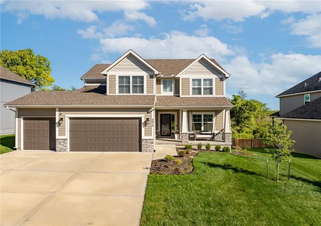 Photo 1 of Single family home for sale at 5612 Nw 96th Street, Kansas City, MO 64154 | MLS# 2630437 | Listing updated on 2026-10-19