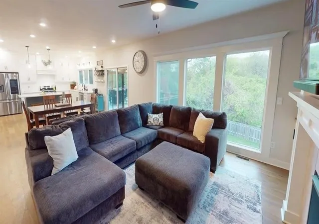Photo 3 of Single family home for sale at 5612 Nw 96th Street, Kansas City, MO 64154 | MLS# 2630437 | Listing updated on 2026-09-17