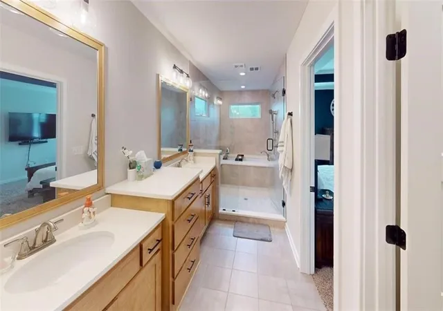 Photo 4 of Single family home for sale at 5612 NW 96th Street, Kansas City, MO 64154 | MLS# 2630437 | Listing updated on 2026-09-17