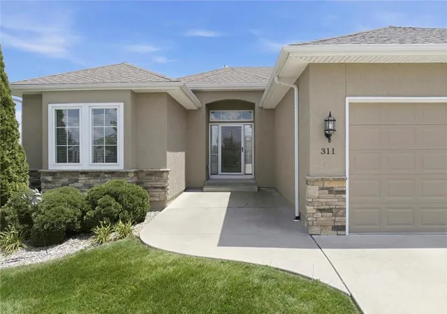 2nd image of 311 Crestview Ct, Raymore, MO 64083 | MLS# 2630442
